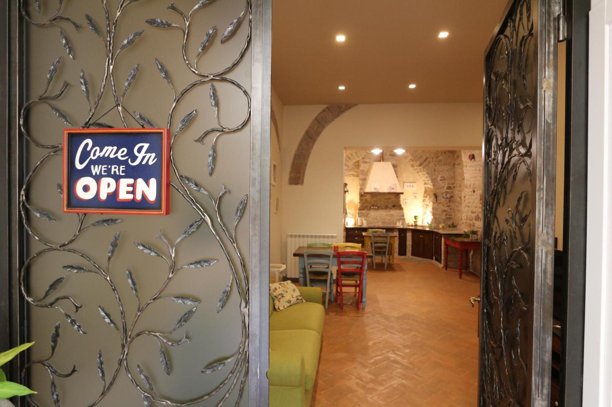 La Casina Colorata Hotel Assisi Eksteriør billede